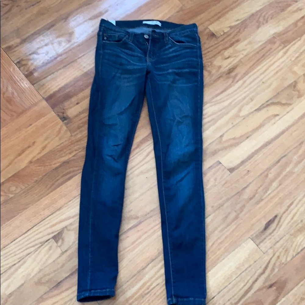Kancan skinny jean. Smoke free home.